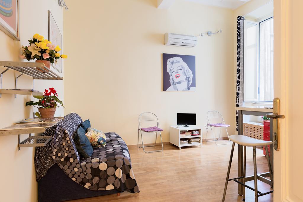 Casa Vacanze Colosseum By Alice Roma Exterior foto